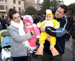 Ambiente y disfraces en los Carnavales de San Adrián 2012.