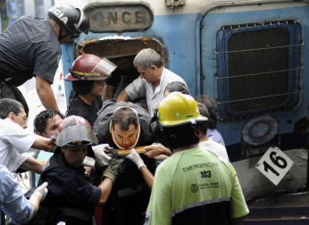 Imágenes tomadas tras al accidente ferroviario de Buenos Aires de este miércoles 22 de febrero