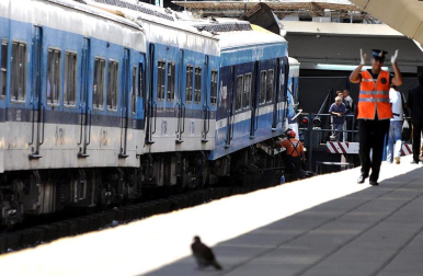 Imágenes tomadas tras al accidente ferroviario de Buenos Aires de este miércoles 22 de febrero