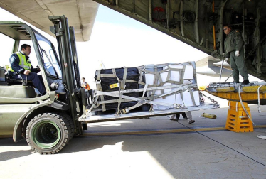 El cargamento del pecio 'Nuestra Señora de las Mercedes' ya vuela rumbo a España, después de que los dos aviones Hércules del Ejército del Aire que lo transportan hayan despegado desde Florida a las 18:15 de este viernes, hora local española, según han confirmado a Europa Press fuentes militares. E.PRESS