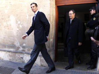 Varias imágenes de la llegada de Urdangarín a los juzgados de Palma