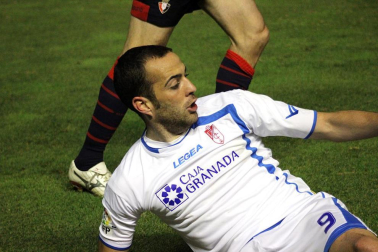 Imágenes del partido entre Osasuna y Granada en el Reyno