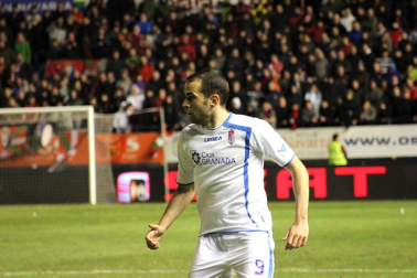Imágenes del partido entre Osasuna y Granada en el Reyno