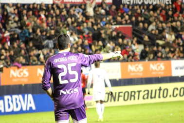 Imágenes del partido entre Osasuna y Granada en el Reyno