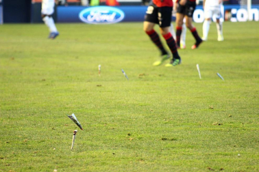 Imágenes del partido entre Osasuna y Granada en el Reyno