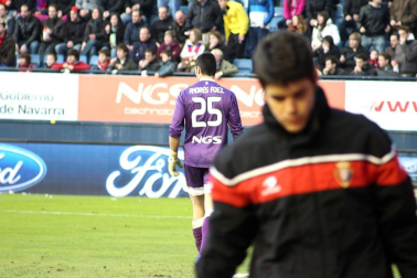 Imágenes del partido entre Osasuna y Granada en el Reyno