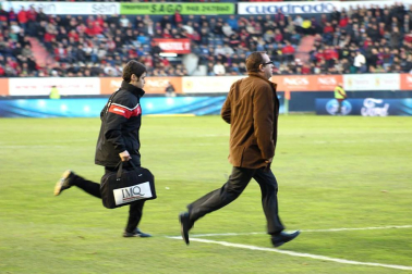 Imágenes del partido entre Osasuna y Granada en el Reyno