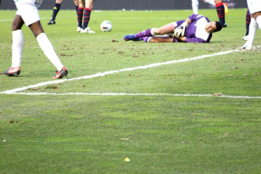 Imágenes del partido entre Osasuna y Granada en el Reyno