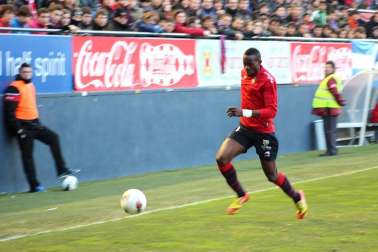 Imágenes del partido entre Osasuna y Granada en el Reyno