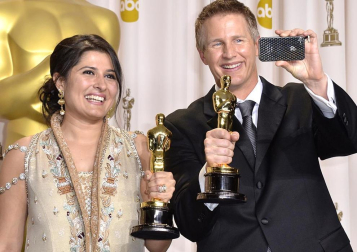 Momentos estelares de la ceremonia de entrega de la 84 edición de los Premios Oscar de Hollywood y todos los ganadores con sus estatuillas.