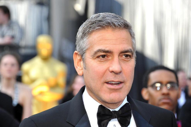 Ambiente y desfile de nominados, famosos, actores, actrices y gente que acude a la 84 edición de la entrega de los Premios Oscar de Hollywood en su 84 edición.