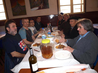 Imágenes de los peregrinos que parten desde la Ribera hacia Javier