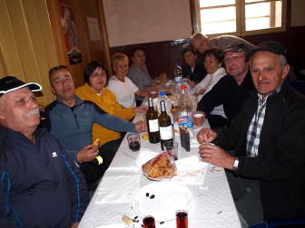 Imágenes de los peregrinos que parten desde la Ribera hacia Javier