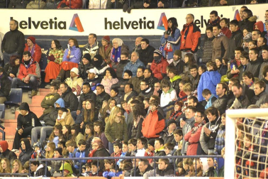 Los aficionados de Osasuna han disrutado con la victoria de su equipo ante el Athletic