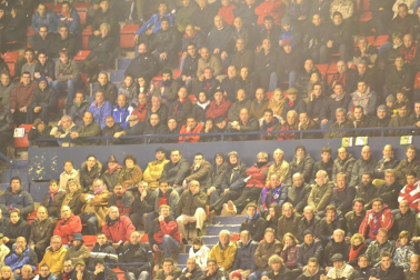 Los aficionados de Osasuna han disrutado con la victoria de su equipo ante el Athletic