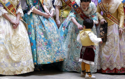 Varias imágenes de las fallas de Valencia