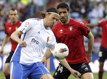 Imágen del partido entre Zaragoza y Osasuna jugado en la Romareda
