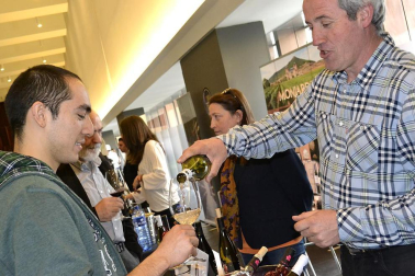 Imágenes de la muestra VinoFest 2012, el evento que da la bienvenida a los nuevos vinos D.O.Navarra