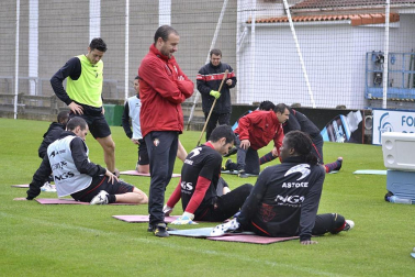 Imágenes del entrenamiento de Osasuna en Tajonar
