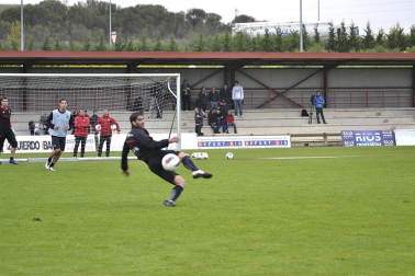 Imágenes del entrenamiento de Osasuna en Tajonar