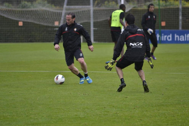 Imágenes del entrenamiento de Osasuna en Tajonar