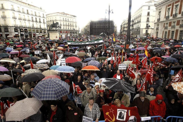 Imágenes de las concentraciones en las principales ciudades españolas, con motivo del Día del Trabajador