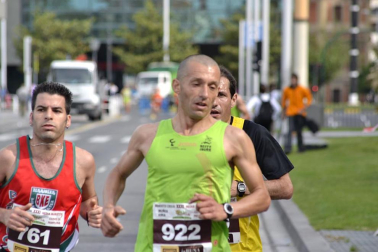 Imágenes de la Media Maratón que ha tenido lugar este domingo en Pamplona