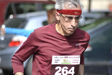 Imágenes de la Media Maratón que ha tenido lugar este domingo en Pamplona