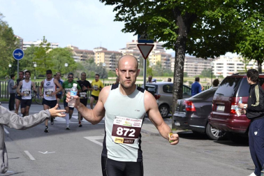 Imágenes de la Media Maratón que ha tenido lugar este domingo en Pamplona