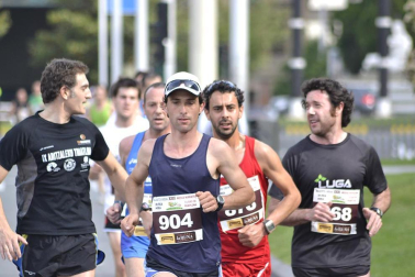 Imágenes de la Media Maratón que ha tenido lugar este domingo en Pamplona