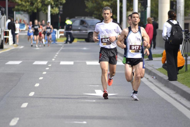 Imágenes de la Media Maratón que ha tenido lugar este domingo en Pamplona