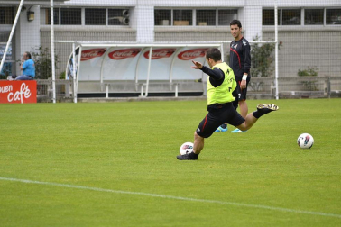 Imágenes del último entrenamiento de Osasuna en Tajonar