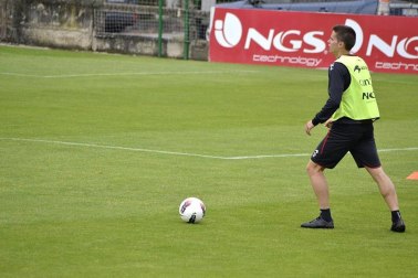 Imágenes del último entrenamiento de Osasuna en Tajonar