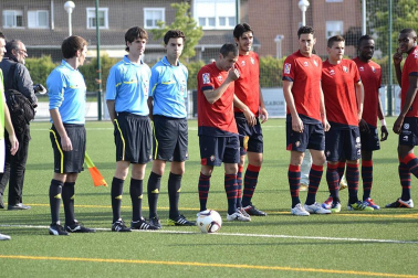 Osasuna ha logrado la victoria en la A.D. San Juan por 0-4 en un partido amistoso que se ha disputado para conmemorar el 50ª aniversario de la Agrupación.