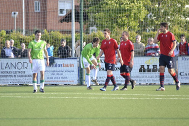 Osasuna ha logrado la victoria en la A.D. San Juan por 0-4 en un partido amistoso que se ha disputado para conmemorar el 50ª aniversario de la Agrupación.
