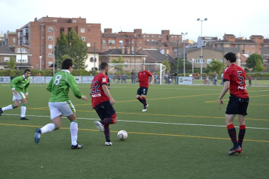 Osasuna ha logrado la victoria en la A.D. San Juan por 0-4 en un partido amistoso que se ha disputado para conmemorar el 50ª aniversario de la Agrupación.