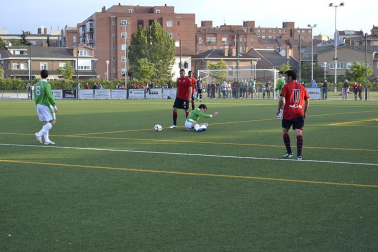 Osasuna ha logrado la victoria en la A.D. San Juan por 0-4 en un partido amistoso que se ha disputado para conmemorar el 50ª aniversario de la Agrupación.