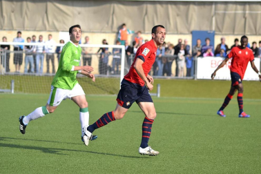 Osasuna ha logrado la victoria en la A.D. San Juan por 0-4 en un partido amistoso que se ha disputado para conmemorar el 50ª aniversario de la Agrupación.