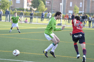 Osasuna ha logrado la victoria en la A.D. San Juan por 0-4 en un partido amistoso que se ha disputado para conmemorar el 50ª aniversario de la Agrupación.