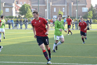 Osasuna ha logrado la victoria en la A.D. San Juan por 0-4 en un partido amistoso que se ha disputado para conmemorar el 50ª aniversario de la Agrupación.