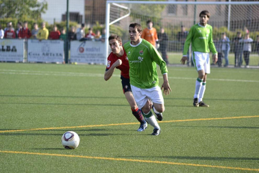 Osasuna ha logrado la victoria en la A.D. San Juan por 0-4 en un partido amistoso que se ha disputado para conmemorar el 50ª aniversario de la Agrupación.