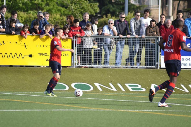 Osasuna ha logrado la victoria en la A.D. San Juan por 0-4 en un partido amistoso que se ha disputado para conmemorar el 50ª aniversario de la Agrupación.