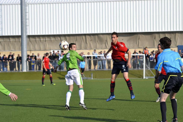 Osasuna ha logrado la victoria en la A.D. San Juan por 0-4 en un partido amistoso que se ha disputado para conmemorar el 50ª aniversario de la Agrupación.