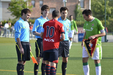 Osasuna ha logrado la victoria en la A.D. San Juan por 0-4 en un partido amistoso que se ha disputado para conmemorar el 50ª aniversario de la Agrupación.