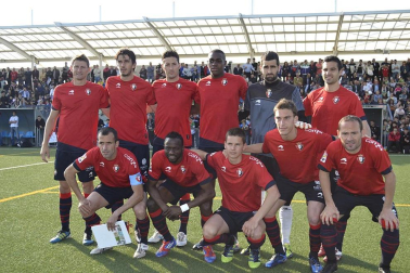 Osasuna ha logrado la victoria en la A.D. San Juan por 0-4 en un partido amistoso que se ha disputado para conmemorar el 50ª aniversario de la Agrupación.