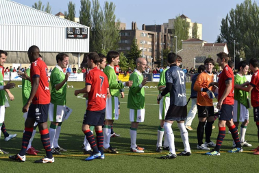 Osasuna ha logrado la victoria en la A.D. San Juan por 0-4 en un partido amistoso que se ha disputado para conmemorar el 50ª aniversario de la Agrupación.