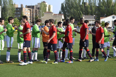 Osasuna ha logrado la victoria en la A.D. San Juan por 0-4 en un partido amistoso que se ha disputado para conmemorar el 50ª aniversario de la Agrupación.