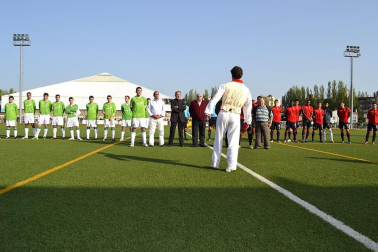 Osasuna ha logrado la victoria en la A.D. San Juan por 0-4 en un partido amistoso que se ha disputado para conmemorar el 50ª aniversario de la Agrupación.