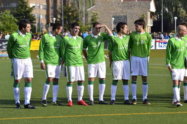 Osasuna ha logrado la victoria en la A.D. San Juan por 0-4 en un partido amistoso que se ha disputado para conmemorar el 50ª aniversario de la Agrupación.