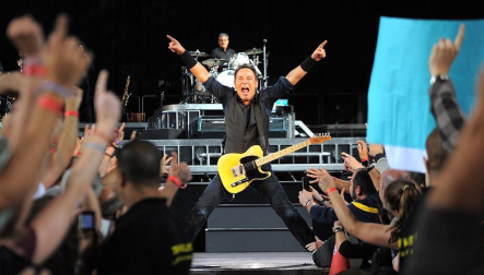 Imagen del primero de los dos conciertos que Bruce Springsteen ofrece en Barcelona en la gira de su  disco "Wreking Ball"